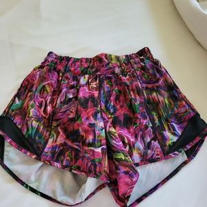 Lululemon 4" Hotty Hot Low Rise Shorts